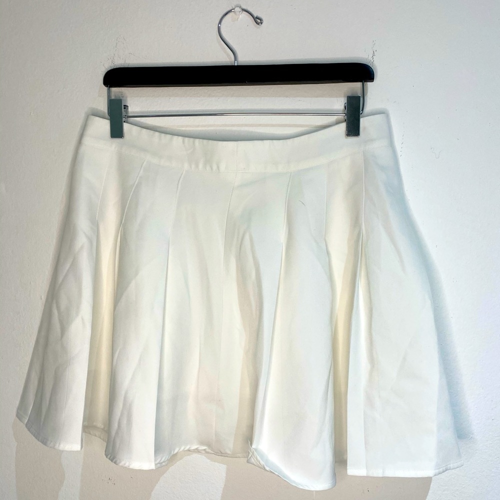 White tennis skirt